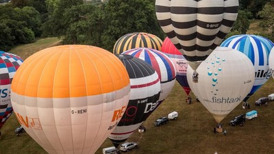 Warna-warni Balon Raksasa di Bristol Inggris