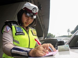 STNK Pengendara yang Tidak Bayar Denda e-Tilang akan Diblokir