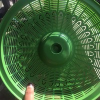 Ternyata Emma menggunakan tudung saji. Nggak nyangka, kan? Foto: Twitter