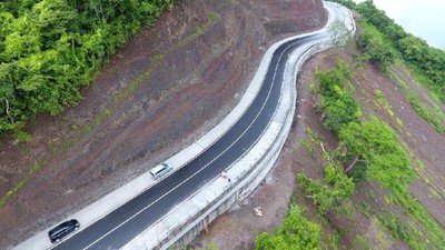 Mulusnya Jalan Nasional di Pulau Sumbawa NTB