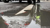Pelaksanaan perluasan sistem ganjil genap di sejumlah jalan di Jakarta mulai berlaku secara efektif hari ini, Rabu (1/8/2018).