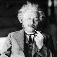 Sang jenius Albert Einstein memiliki tanda tangan yang terjual 8.950 atau Rp 169 jutaan. Foto: Dok. Telegraph