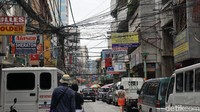 Foto: Chinatown Manila in ijuga merupakan kawasan bisnis. Jadi jangan heran bila ramai kendaraan dan orang lalu lalang. (Syanti/detikTravel)