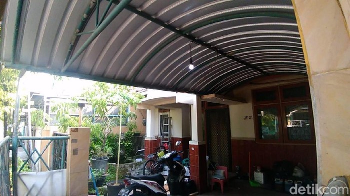 Ini Kata Sekuriti Perumahan Soal Video Viral Suami Ditabrak Istri