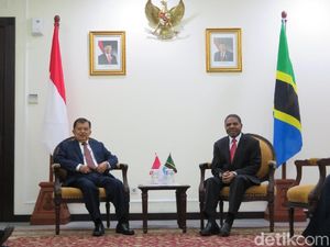 Wapres JK Terima Kunjungan Kehormatan Presiden Zanzibar