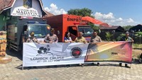 Saat touring, Lombok mengalami gempa, komunitas McLaren Club Indonesia pun memberikan bantuan tak kurang sebesar Rp 100 juta di 3 titik Sambelia dan Sembalun di Lombok Timur serta desa Bayan di Lombok Utara. Foto: McLaren Club Indonesia