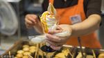 Unik! Di China dan Korea Ada Es Krim Minyak Cabe Hingga Es Krim Bakar