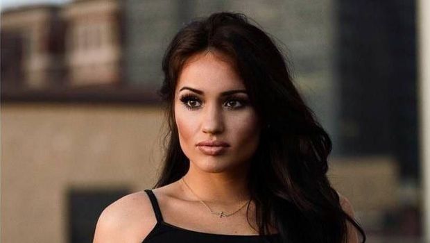 Joelina Bee, pedangdut asal Amerika Serikat.