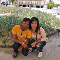 Bumin adalah seorang wanita cantik yang berasal dari Provinsi Songkhla, Thailand. Ia pun menikah dengan seorang pria yang kondisi fisik tak sempurna. Suami Bumin menderita penyakit langka yang menyebabkan bibirnya membesar dan tak bisa menutup. Foto: Facebook