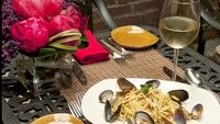 Untuk sajiannya, Joanne Trattoria menyediakan menu-menu khas Italia Selatan. Beberapa menu bahkan dibuat oleh Charles Arthur Smith, mantan chef Oprah Winfrey. Foto: Jon Martin  