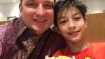 Duh Gantengnya Eddy Meijer, Anak Maudy Koesnaedi yang Suka Makan