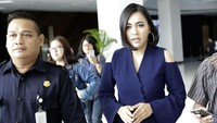 Denada saat ditemui di kawasan Kebon Sirih, Jakarta Barat pada Kamis (2/8). Pool/Palevi S/detikFoto.