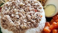 Nasi atau sego megono juga disajikan di restoran. Dengan lauk telur, sambal goreng kentang dan ayam goreng. Mantap! Foto: Insyagram @yutakayakage