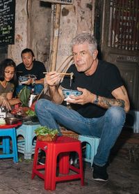 CNN Akan Tayangkan Episode Perjalanan Anthony Bourdain Terakhir di Indonesia