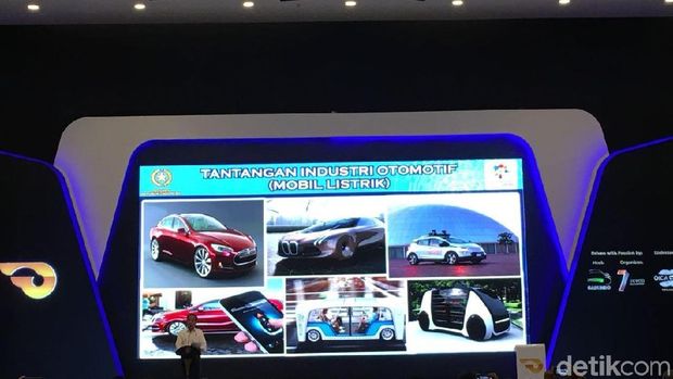 Presiden Joko Widodo memberikan sambutan di GIIAS 2018
