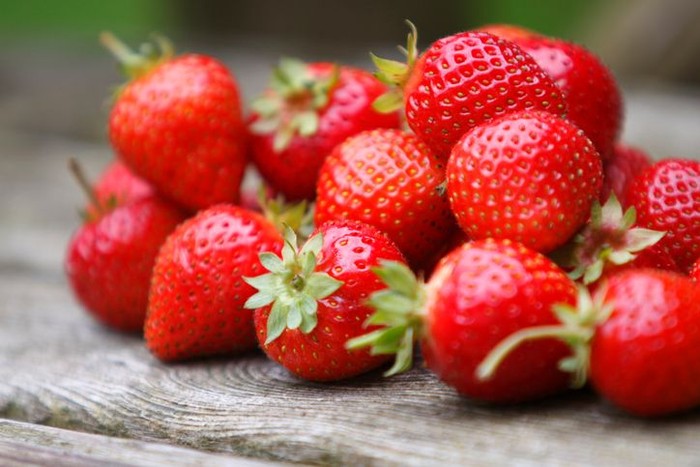 Strawberry Yang Manis Asam Punya 8 Manfaat Sehat Ini