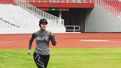 Foto: Cadas, Presenter Cantik Alya Rohali Suka Olahraga Lari