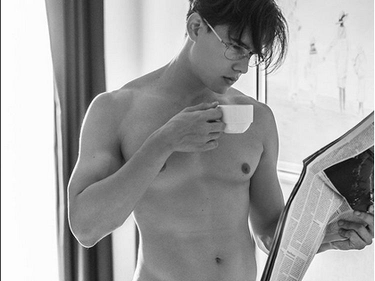 Potret Olahraga Jang-min, Model Blasteran Korea-Spanyol yang Kekar Abis