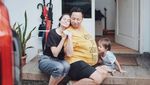 Tingkah Kocak Keluarga Ringgo Agus Rahman yang Curi Perhatian
