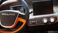 Perangkat dan teknologi terbaru disematkan di mobil ini.