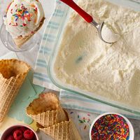 Yuk, Bikin Es Krim Vanilla Manis Lembut dengan Cara Mudah Ini