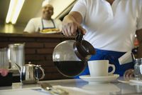 Mantan Pelayan Ini Kembalikan Uang Curiannya ke Restoran Lewat Surat