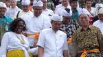 Momen Pejabat IMF-World Bank Doa Bersama di Pura Besakih