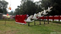 Berlokasi di sekitar Stadion Utama Gelora Bung Karno (SUGBK), Jakarta, sebelumnya tempat ini merupakan arena golf mini, namun sekarang direnovasi menjadi Taman Festival.