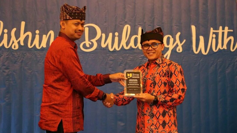 Banyuwangi Pertahankan Arsitektur Lokal, Kementerian PU Beri Apresiasi Banyuwangi Pertahankan Arsitektur Lokal, Kementerian PU Beri Apresiasi