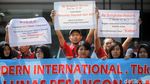 Demo Mantan Pegawai Sevel Tuntut Pembayaran Pesangon
