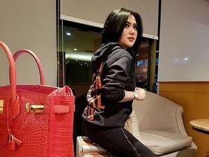 Foto: Lihat Koleksi Tas dan Sepatu Mewah Istri dan Anak 