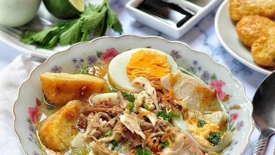 Slurpp! Gurih Sedap Soto Banjar Plus Perkedel Punya Netizen