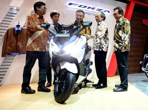 Menerawang Harga Honda Forza, Si Pesaing Yamaha Xmax