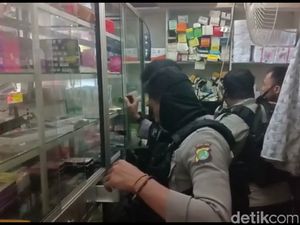 Polisi Sita Ratusan Butir Obat Keras di Pulogadung