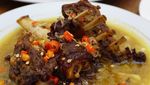 Slurp! Hangat Gurih, Tengkleng yang Mantap Untuk Makan Siang