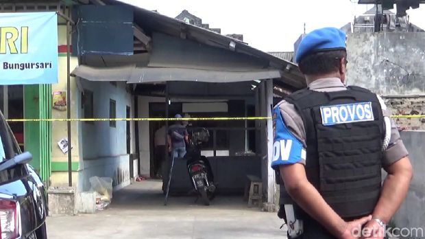 8 Terduga Teroris Ditangkap Densus 88 di Tasikmalaya
