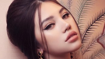 Kini usianya sudah menginjak 21 tahun. Foto: instagram.com/jolienguyennofficial