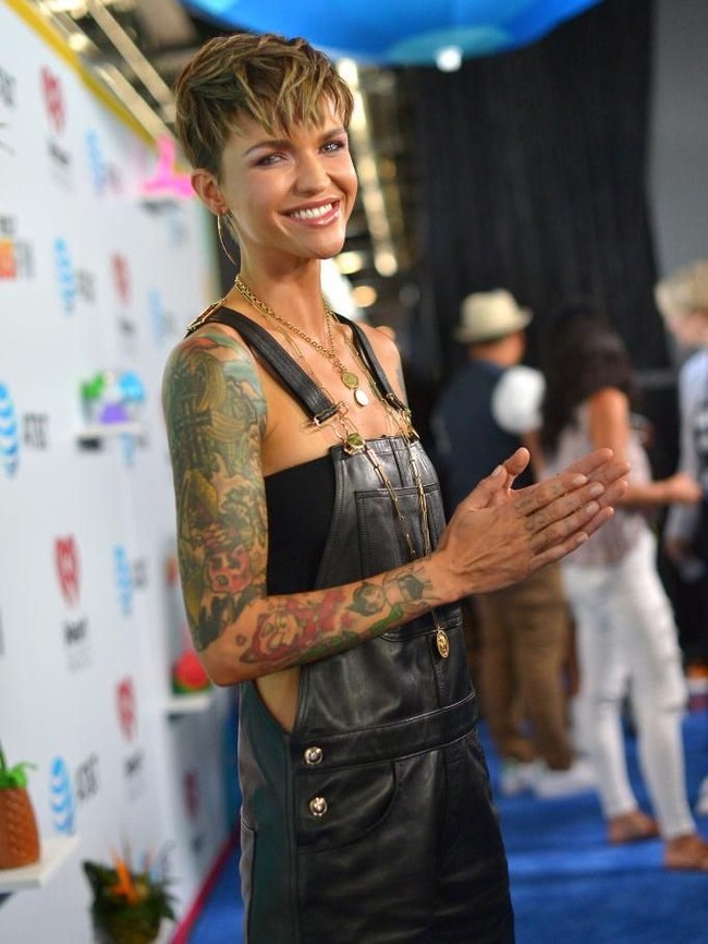 Tato Ruby didominasi oleh kutipan-kutipan filosofis, berikut gambar wajah sosok yang menginspirasinya. (Foto: Getty Images)