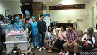 Nama putri kami Sedah Mirah Nasution, artinya semoga putri kami jadi putri yang menawan, solehah dan dermawan bagi orang-orang sekitar, kata Kahiyang dalam jumpa pers di RS YPK, Menteng, Jakarta Pusat, Jumat (3/8/2018). 