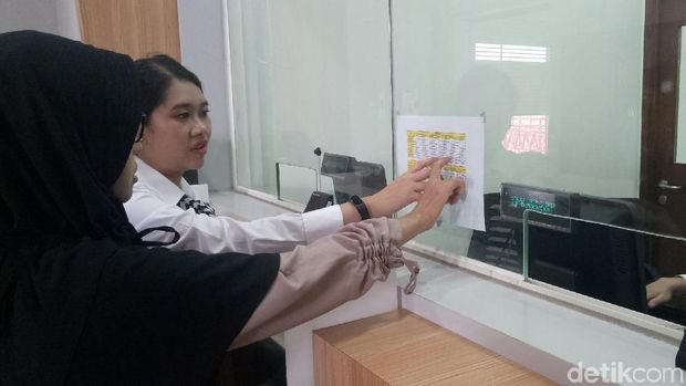 Warga Palembang Keluhkan Jadwal LRT yang Tak Tepat Waktu
