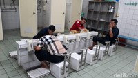 Rupa ruang wudhu bagi jemaah pria di Masjid Kaohsiung, Taiwan (Fadhly Fauzi Rachman/detikTravel)