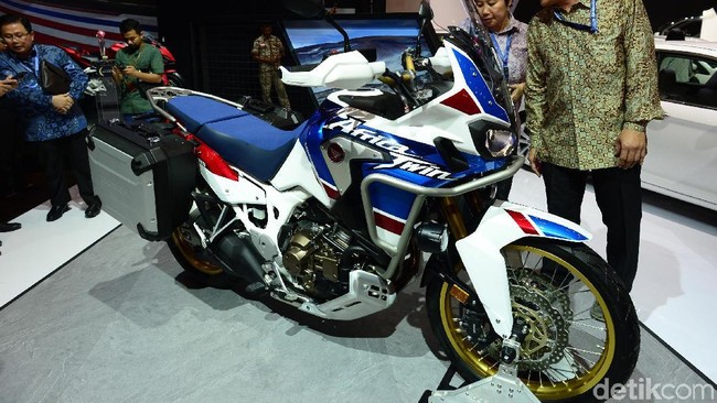 Wah, Motor Honda Ini Harganya Setara Fortuner
