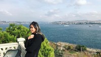 Kalau ini saat ia ke Istanbul. Leng Sean mengagumi indahnya pemandangan sekitar Istanbul (lengsean/Instagram)