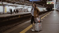 Banyak para artis yang protes dan ikut kampanye atas pengelolaan lahan Taman Nasional Komodo. Termasuk Luna Maya. Foto: Instagram Lunamaya