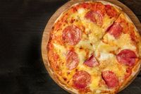 Mamma Mia! Renyah Tipis Pizza Italia Ada di Sini