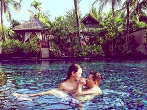 Romantis ala Shandy Aulia dan Suami