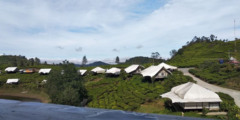 tenda-tenda glamping lakeside Rancabali