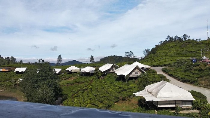tenda-tenda glamping lakeside Rancabali