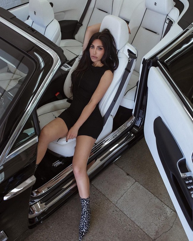 Kamilla Osman pun pernah bertemu dengan idolanya itu. Hal tersebut pernah disampaikan Kim di website pribadinya.  Foto: Instagram (@kamiosman)