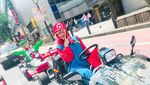 Foto: Liburannya Model & DJ Cantik yang Bergaya Nyentrik